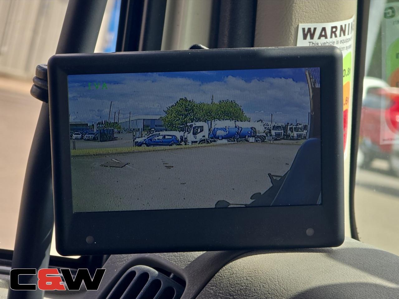 Vehicle image 21